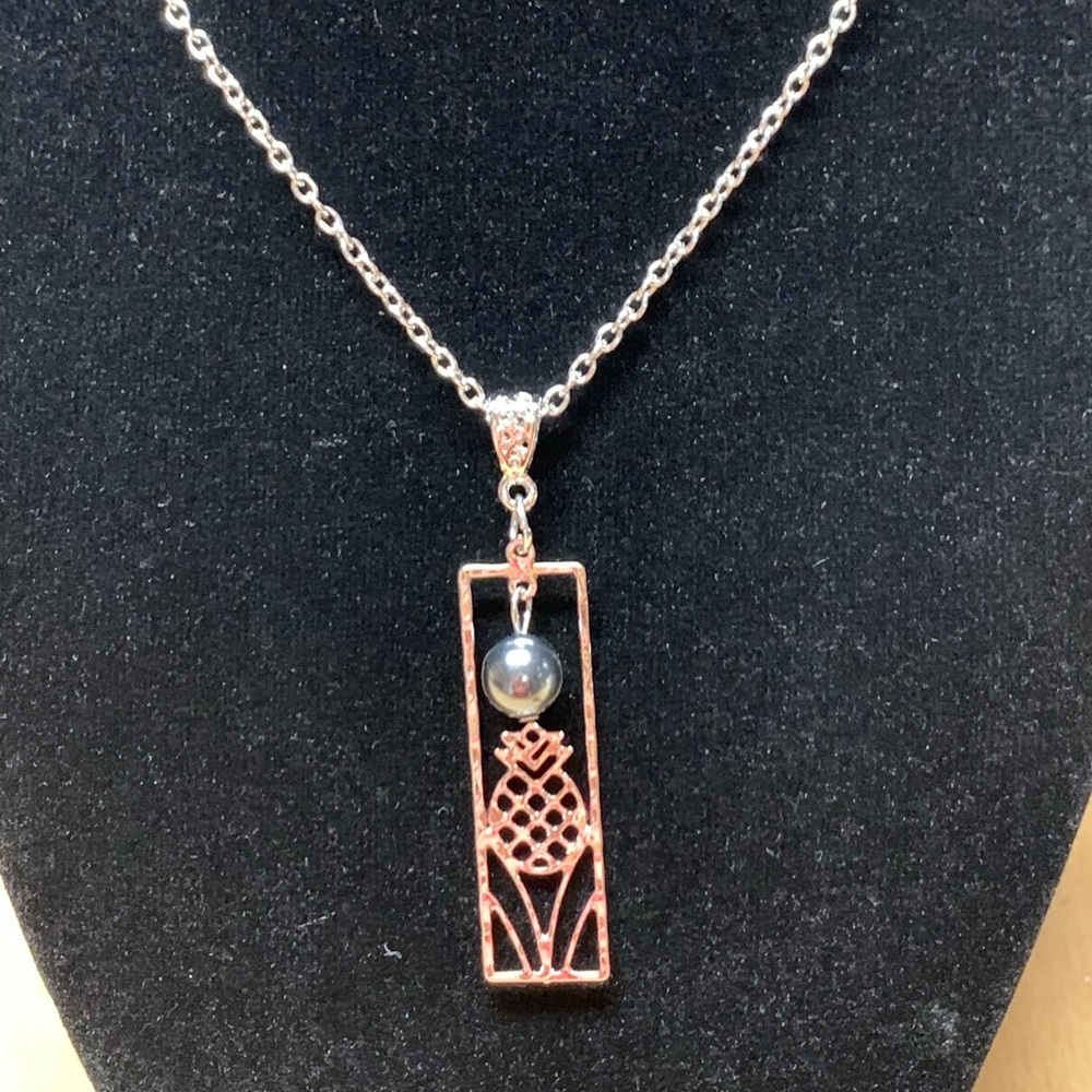 Pineapple 🍍Necklace